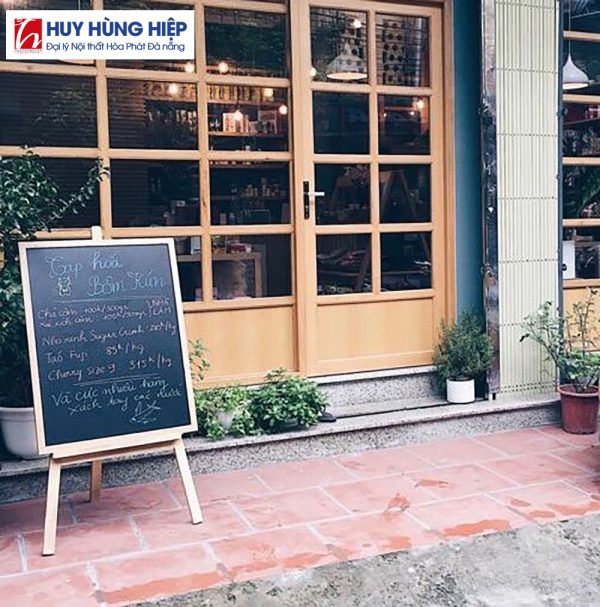 Giá Gỗ Đặt Bảng Menu - Hình ảnh 3